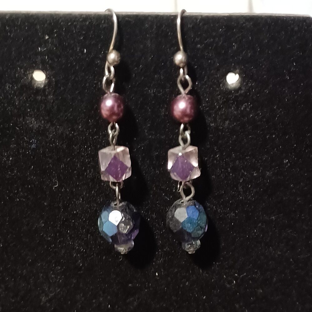 Silver-Toned Iridescent Purple Beaded Dangle Earrings - Picture 1 of 1
